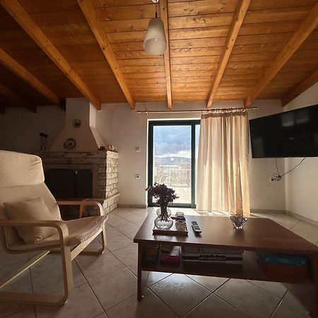 Lena S Apartment نافبكْتوس المظهر الخارجي الصورة